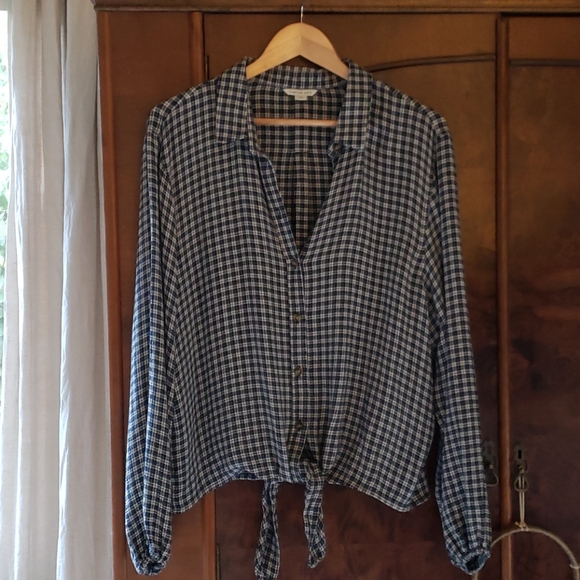 American Eagle l/s Top L